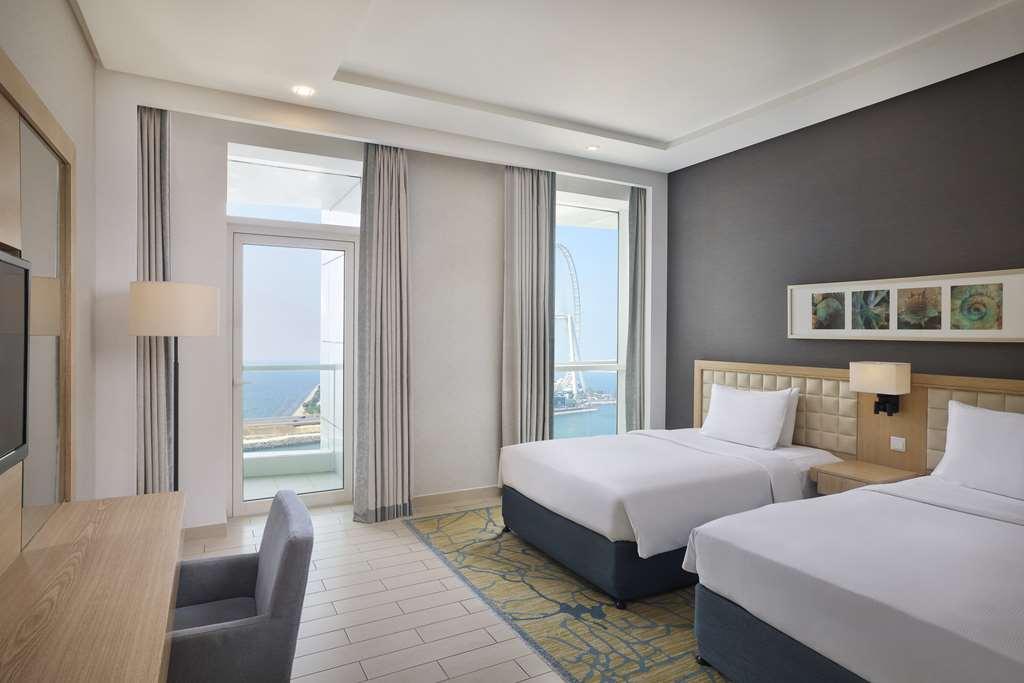 Doubletree By Hilton Dubai Jumeirah Beach Bilik gambar